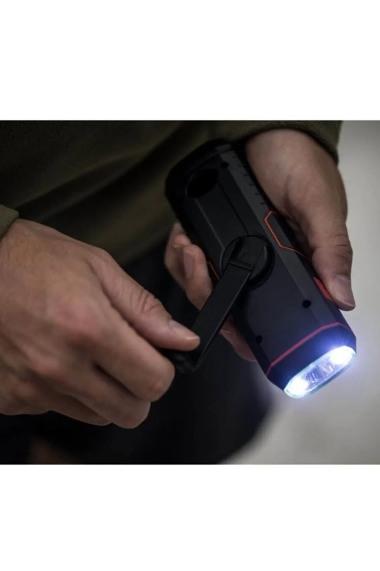 Torches>Macpac Life+Gear Stormproof Crank Light