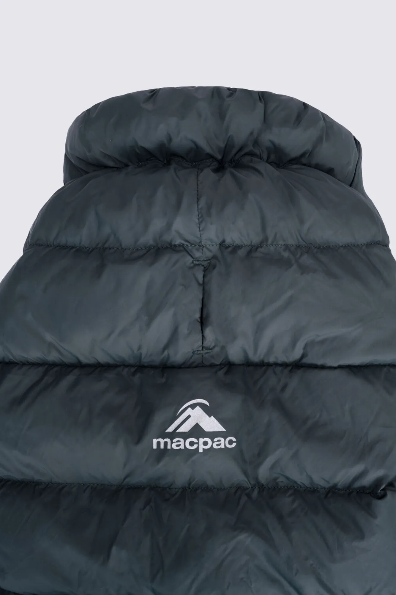 Dog Jackets>Macpac Dog Coat— L