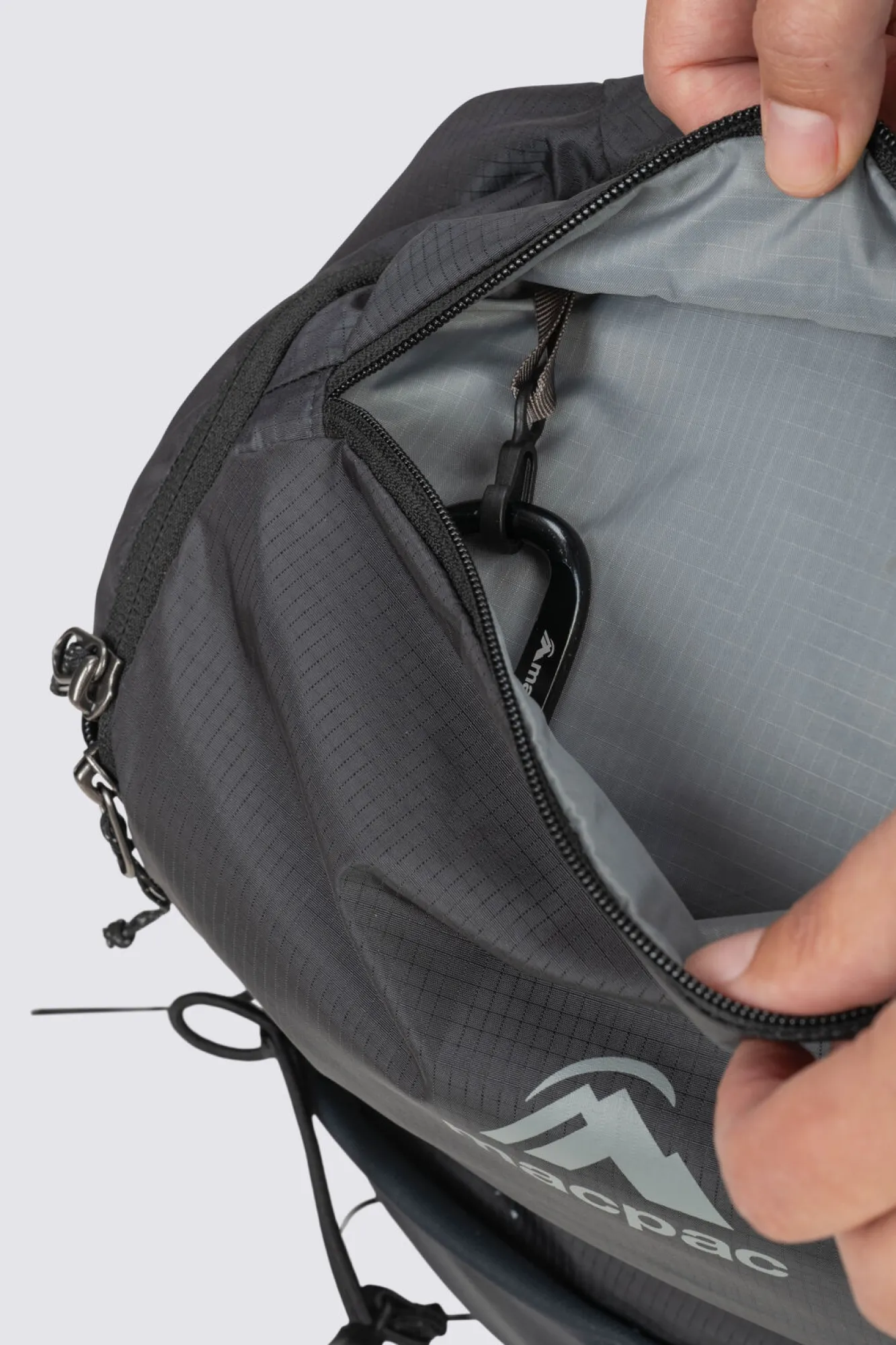 Daypacks>Macpac Hesper 30L Backpack