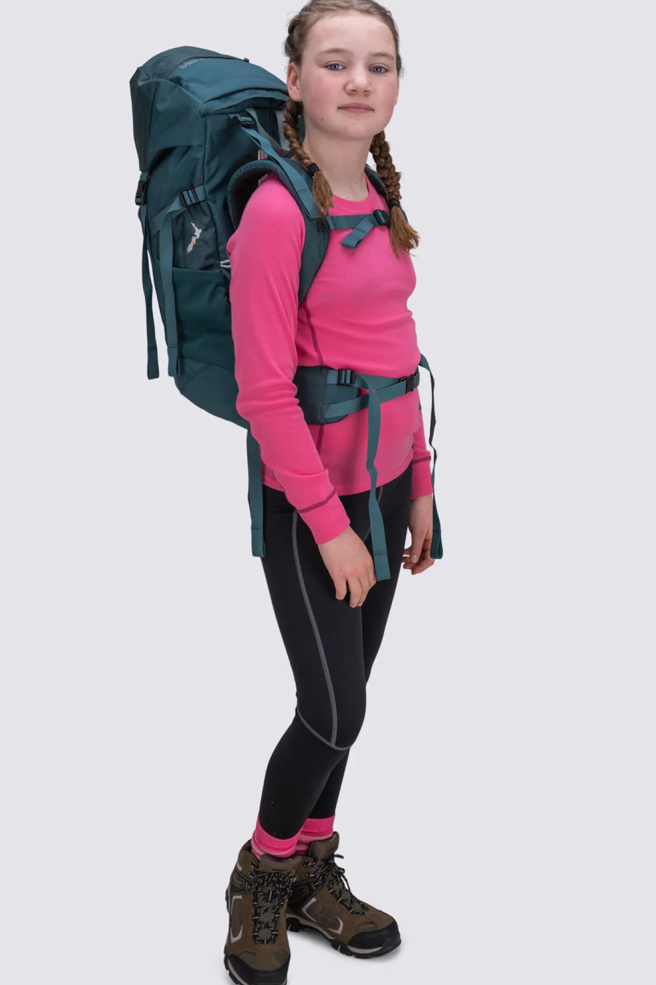 Daypacks>Macpac Torlesse 30L Junior Hiking Backpack