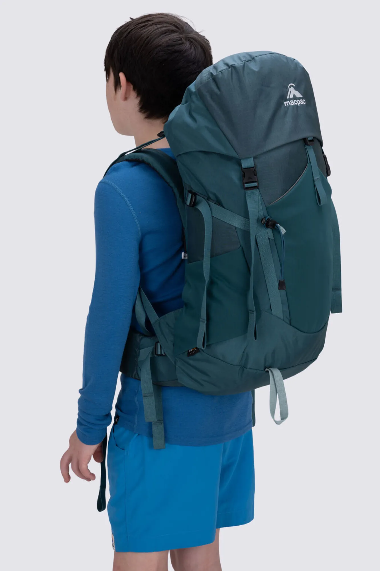 Daypacks>Macpac Torlesse 30L Junior Hiking Backpack
